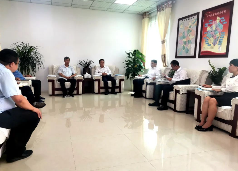 胡志权会见客人.png 胡志权会见客人.png