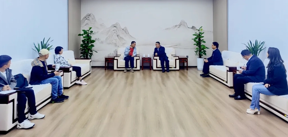 4.29红色.png 4.29红色.png