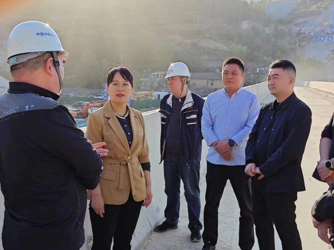 d77c205d12c41a145cf0e4f463982e6.png d77c205d12c41a145cf0e4f463982e6.png