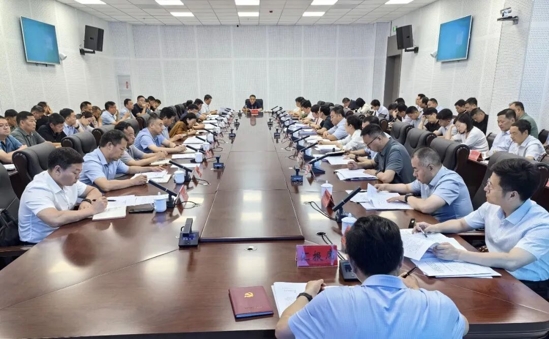 县委常委会召开（扩大）会议